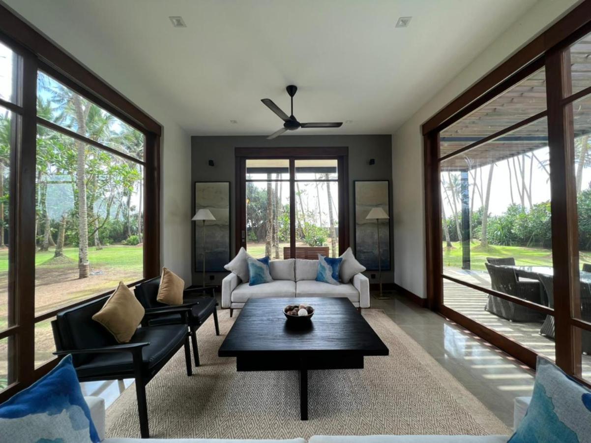 The Villa By Contemporary Ceylon Wadduwa Buitenkant foto